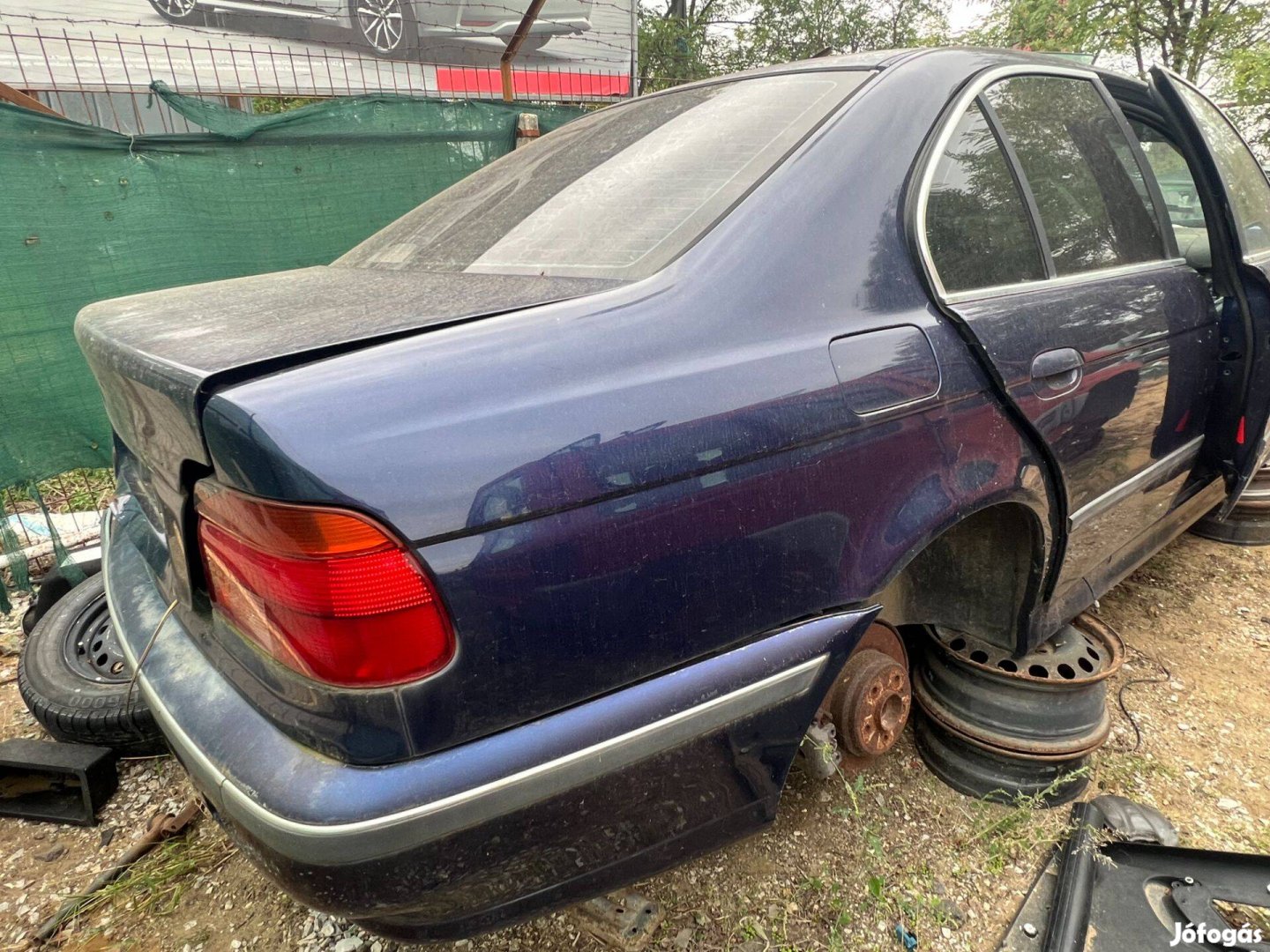 BMW E39 alkatrészek eladó