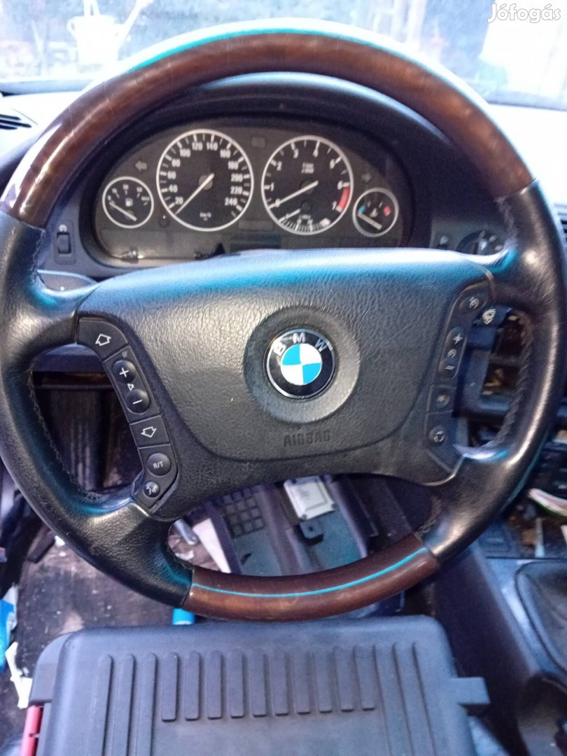 BMW E39 fa-bőr multikormany