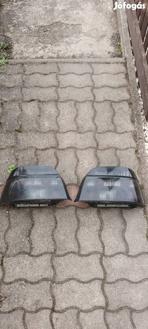 BMW E39 füstös hátsó lámpa