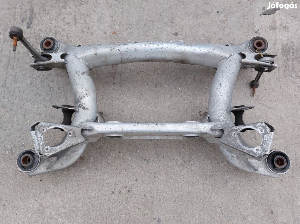 BMW E39 touring 520 523 525 528 530 535 540 hátsó futómű bölcső keret