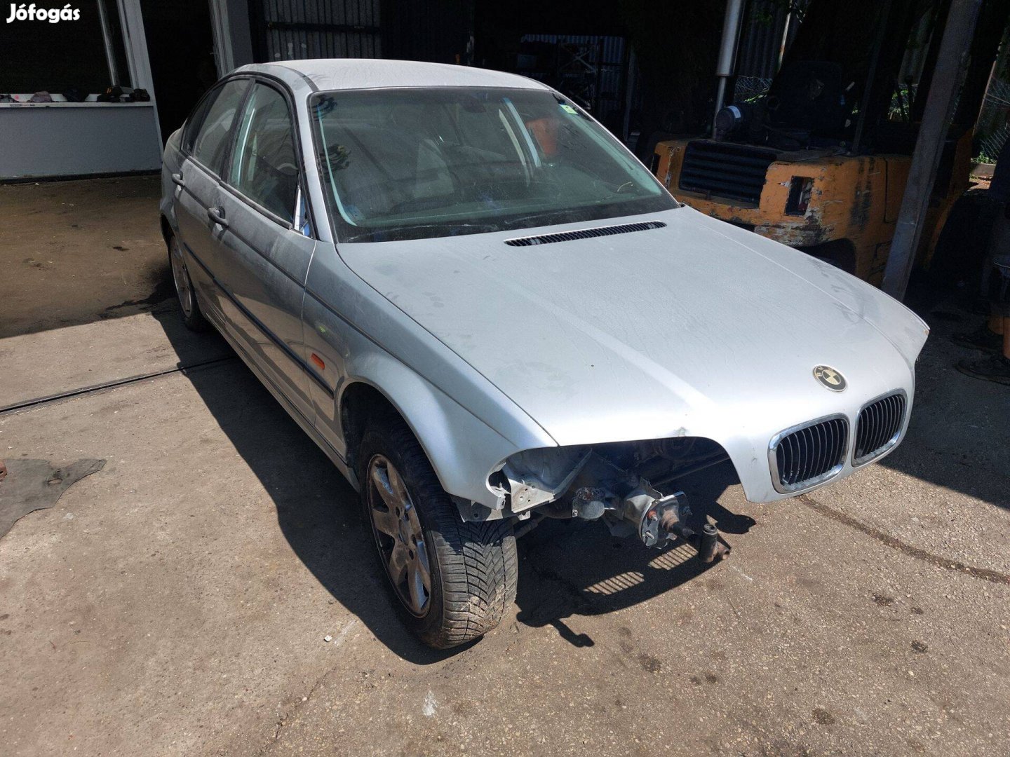 BMW E40 2.0D alkatrészei