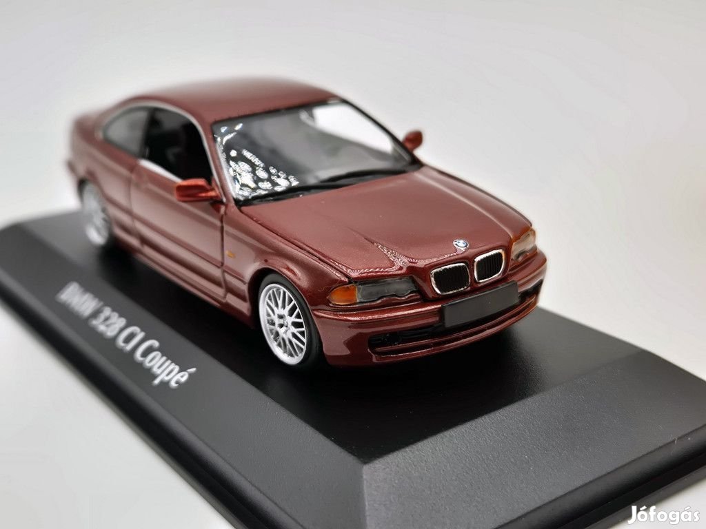 BMW E46 328ci coupe (1999) - bordó -  Maxichamps - 1:43