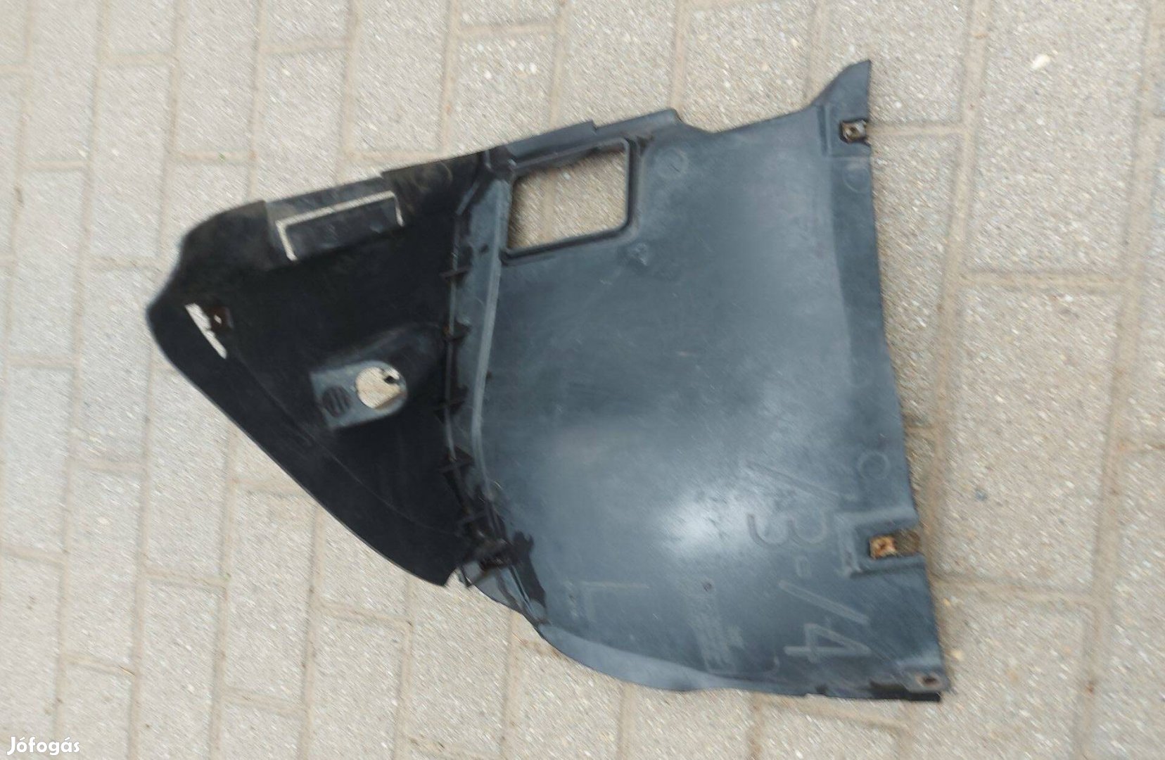 BMW E46 bal első dobbetét