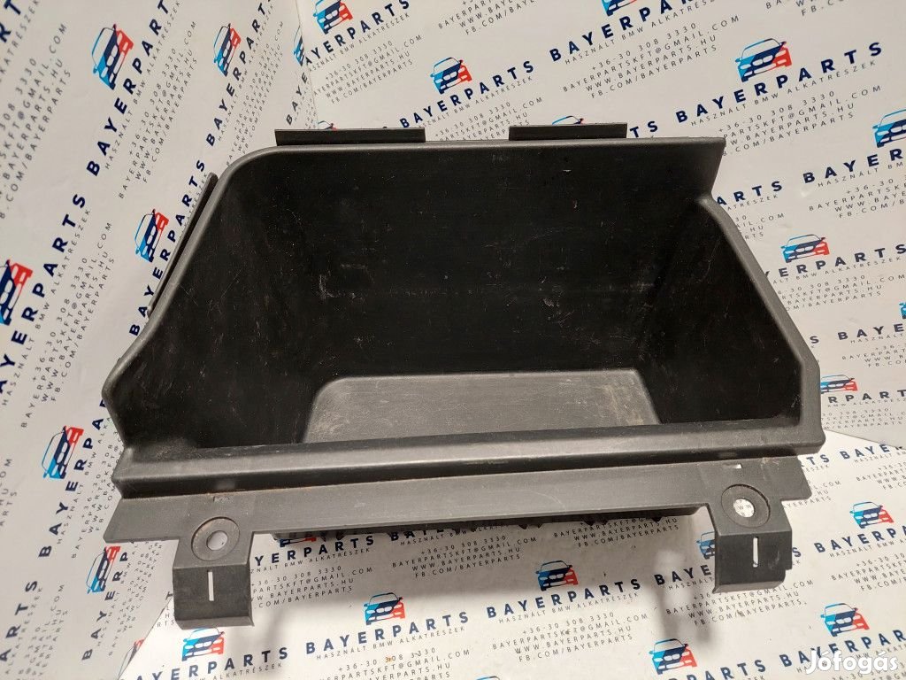 BMW E46 coupe sedan jobb hátsó csomagtér tároló rekesz