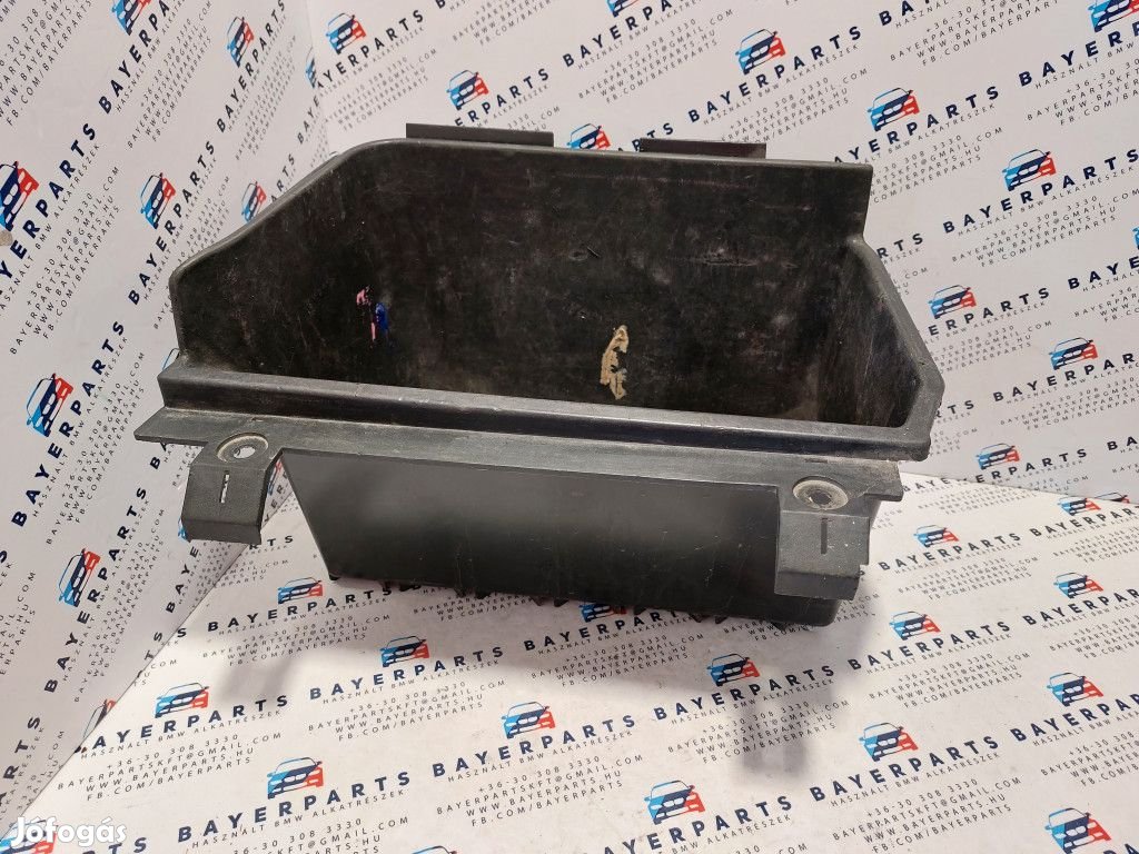 BMW E46 coupe sedan jobb hátsó csomagtér tároló rekesz