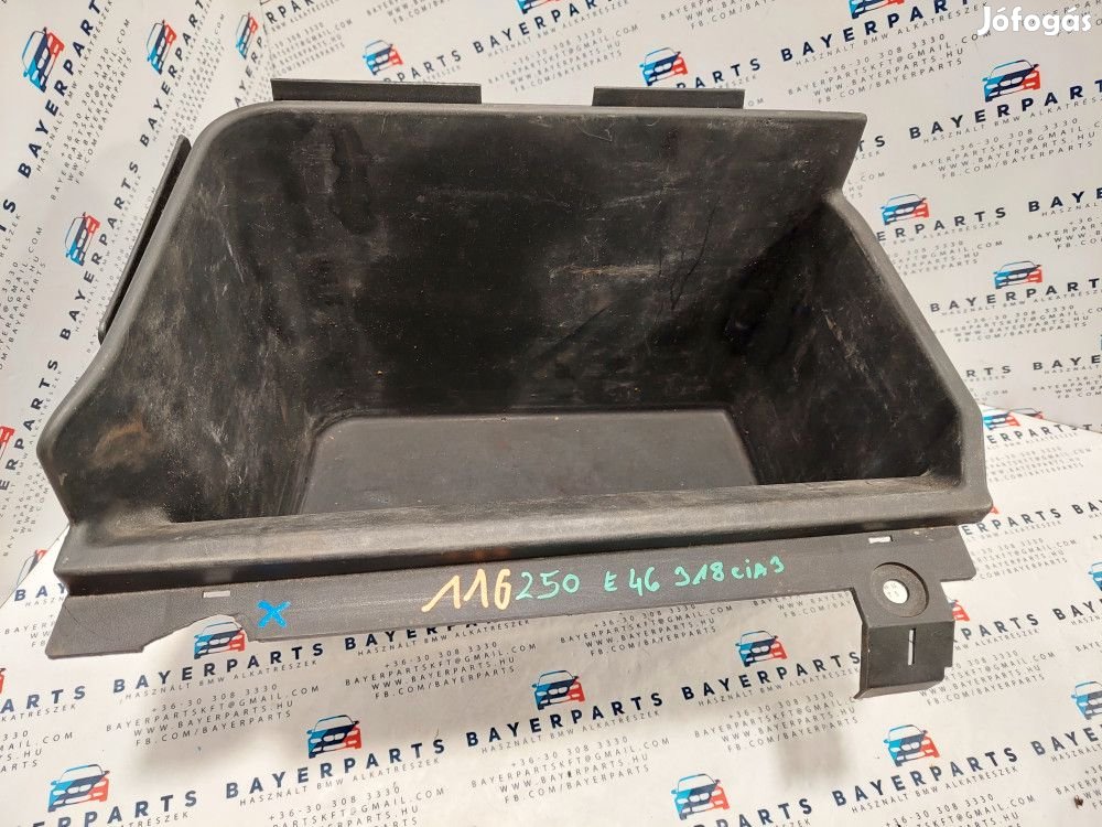 BMW E46 coupe sedan jobb hátsó csomagtér tároló rekesz -