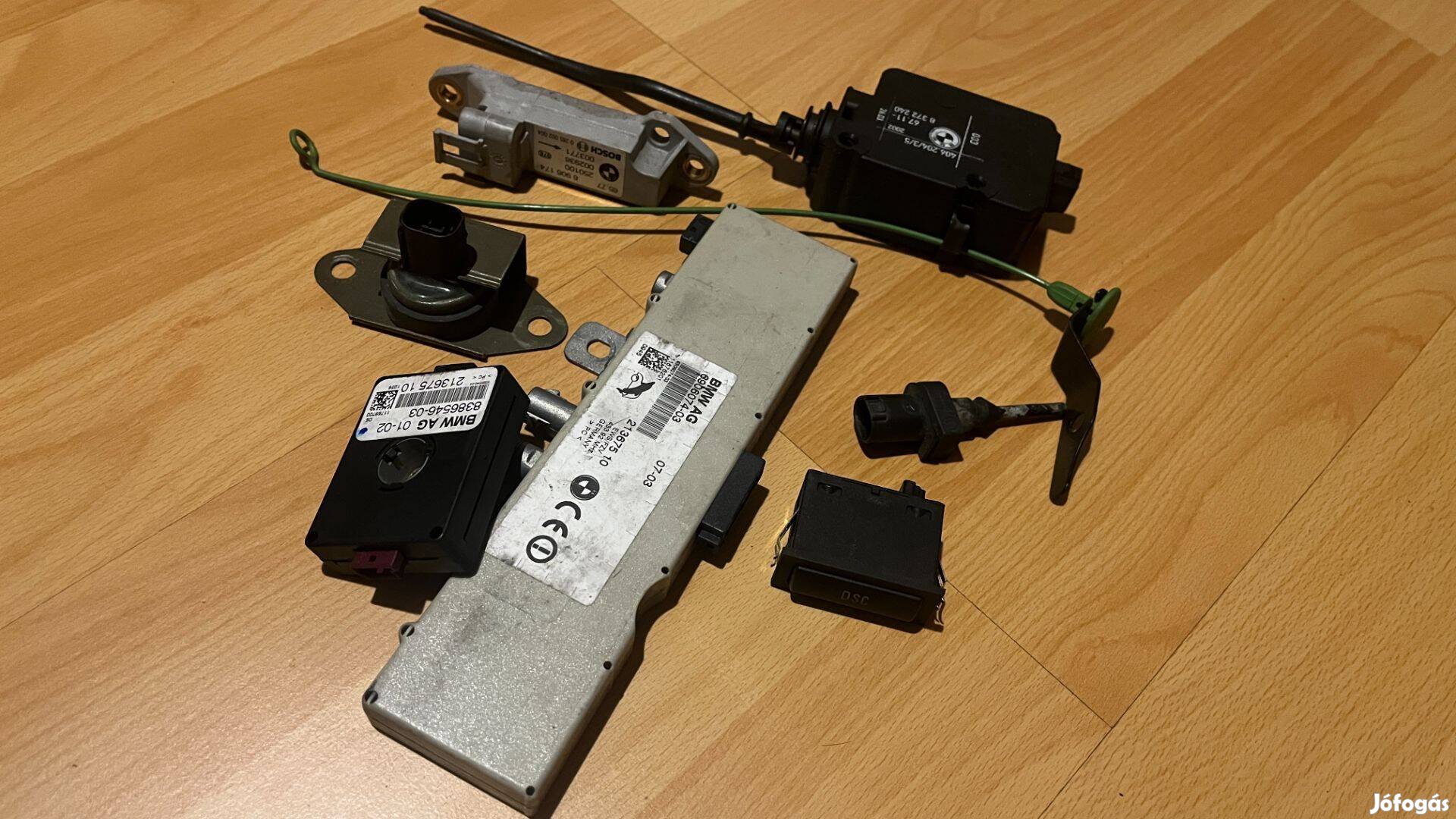 BMW E46 elektromos dolgok, külső hőmérő, antenna, DSC gomb, tank nyitó
