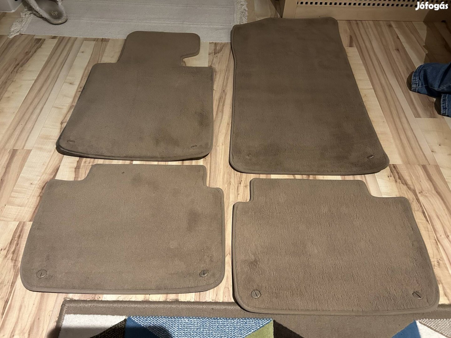 BMW E46 gyári bézs szőnyegszett