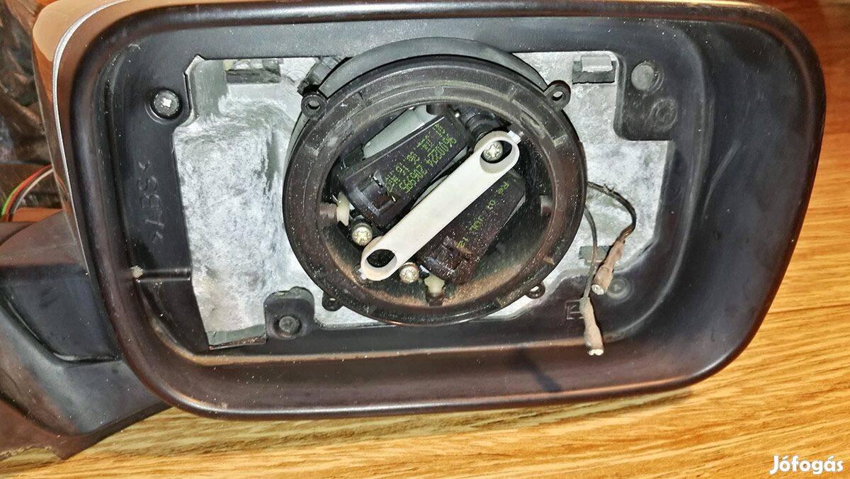 BMW E46 jobb külső visszapillantó tükör ezüst metál tükörlap nélkül