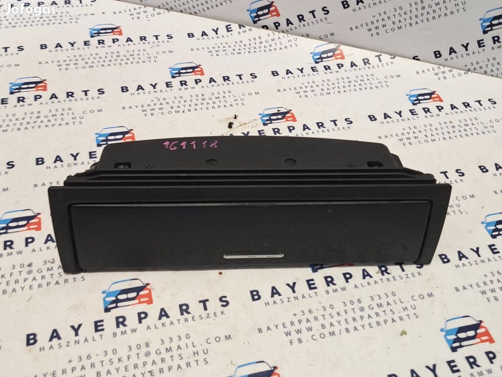 BMW E46 középső tároló szemüvegtartó box hamutartó konzol