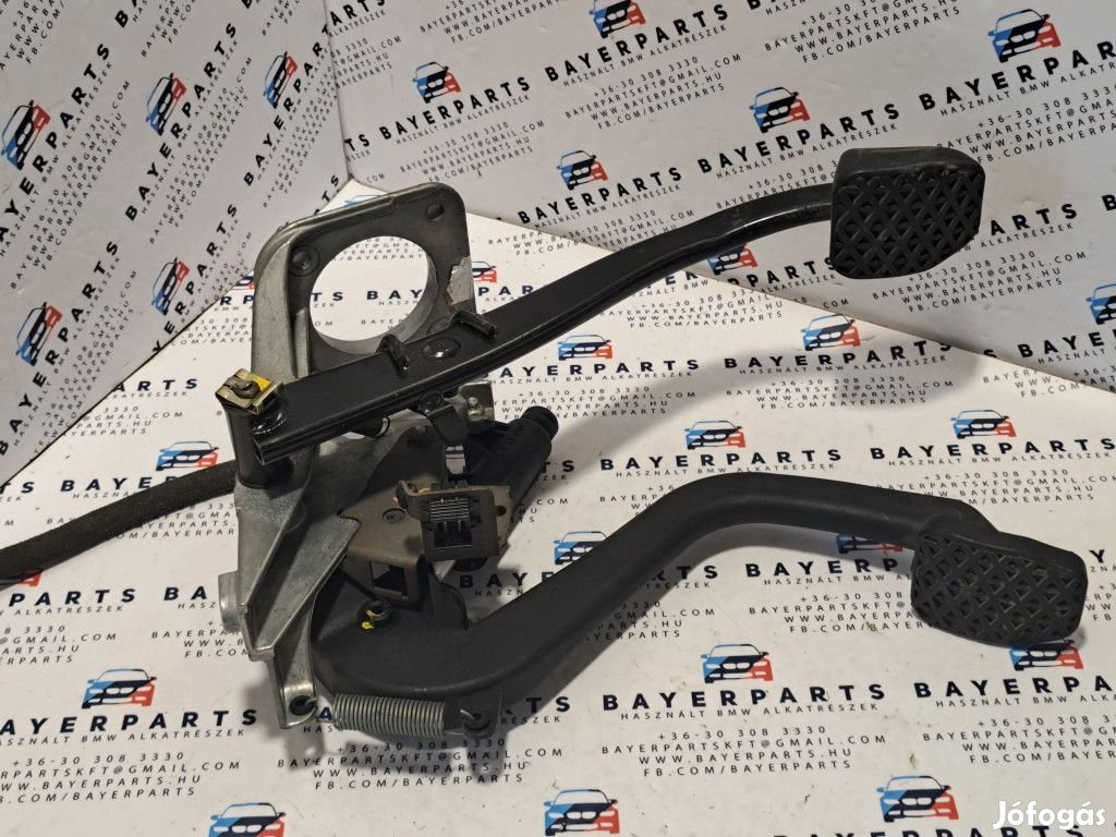 BMW E46 manuális váltós pedál fékpedál kuplung konzol