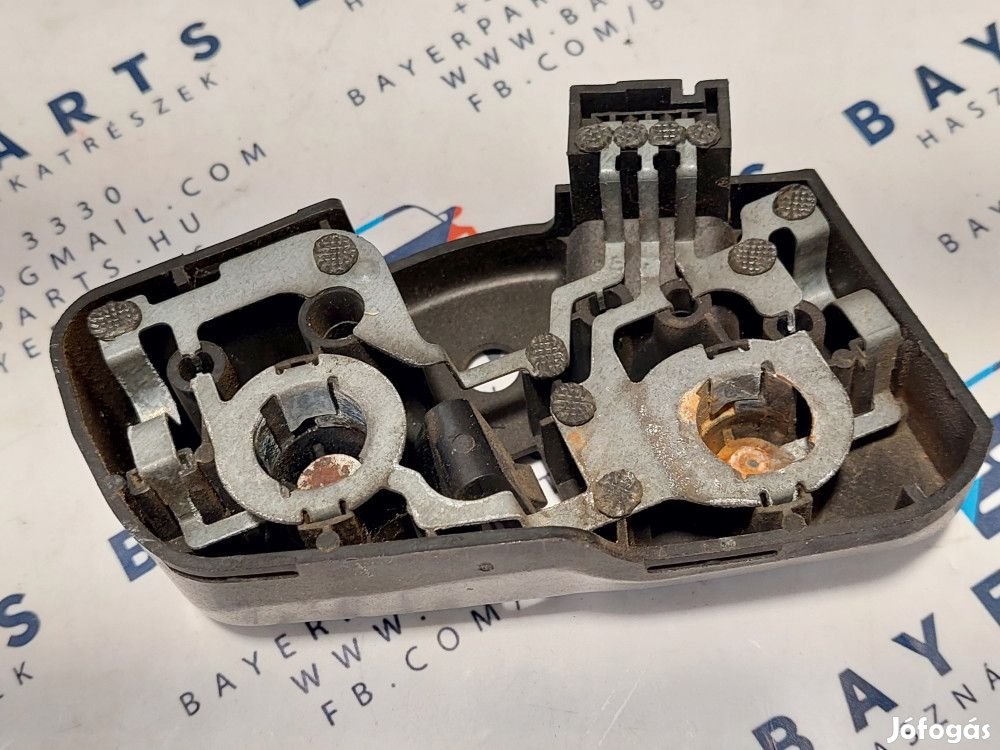 BMW E46 sedan touring jobb hátsó csomagtér tolató lámpa foglalat