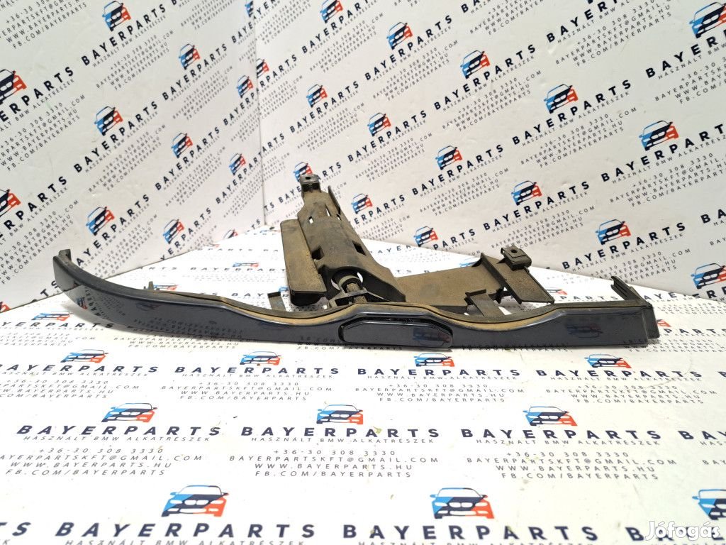 BMW E46 sedan touring jobb kék fényszórómosós lámpamosó