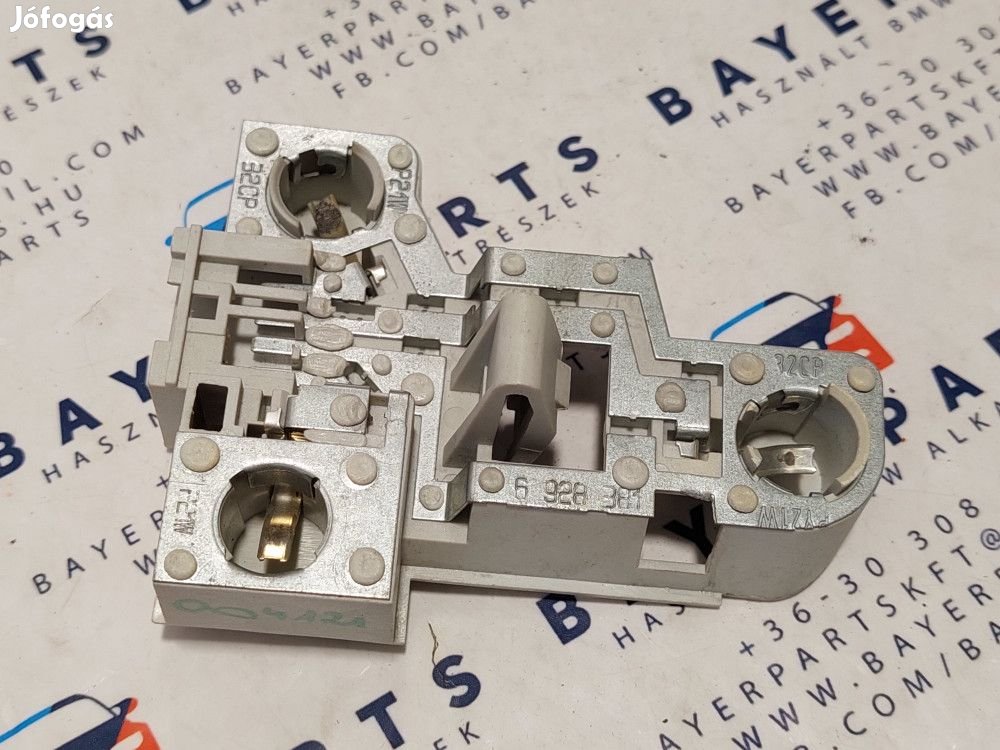 BMW E46 touring bal hátsó gyári lámpa foglalat - hibás