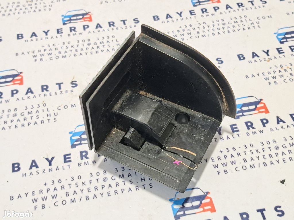 BMW E46 touring csomagtér rolós roló kalaptartó jobb hátsó