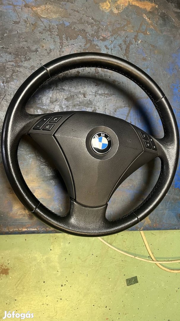 BMW E60 61 kormány 