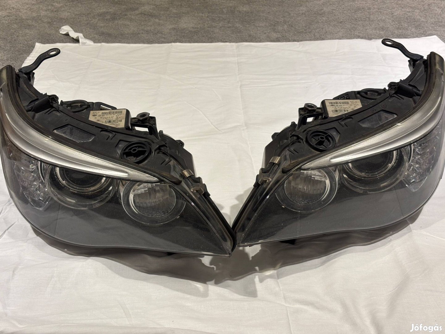 BMW E60 E61 LCI Facelift kanyarkövetős xenon fényszóró