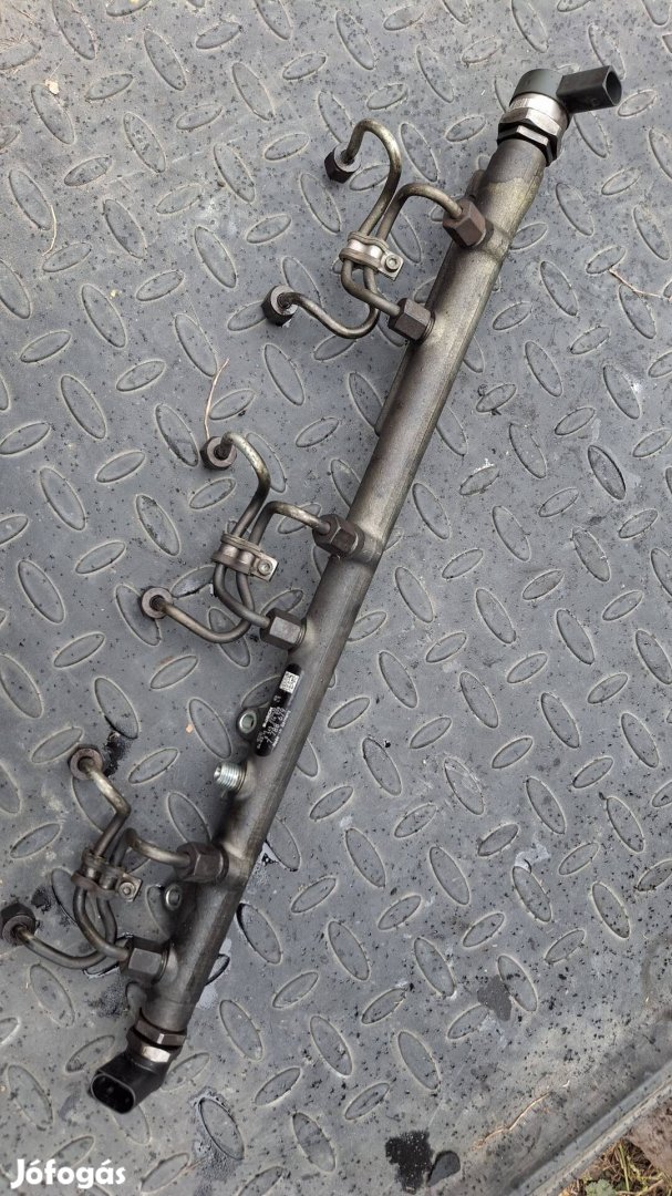 BMW E60 E61 M57 525d Közös nyomócső Common rail 
