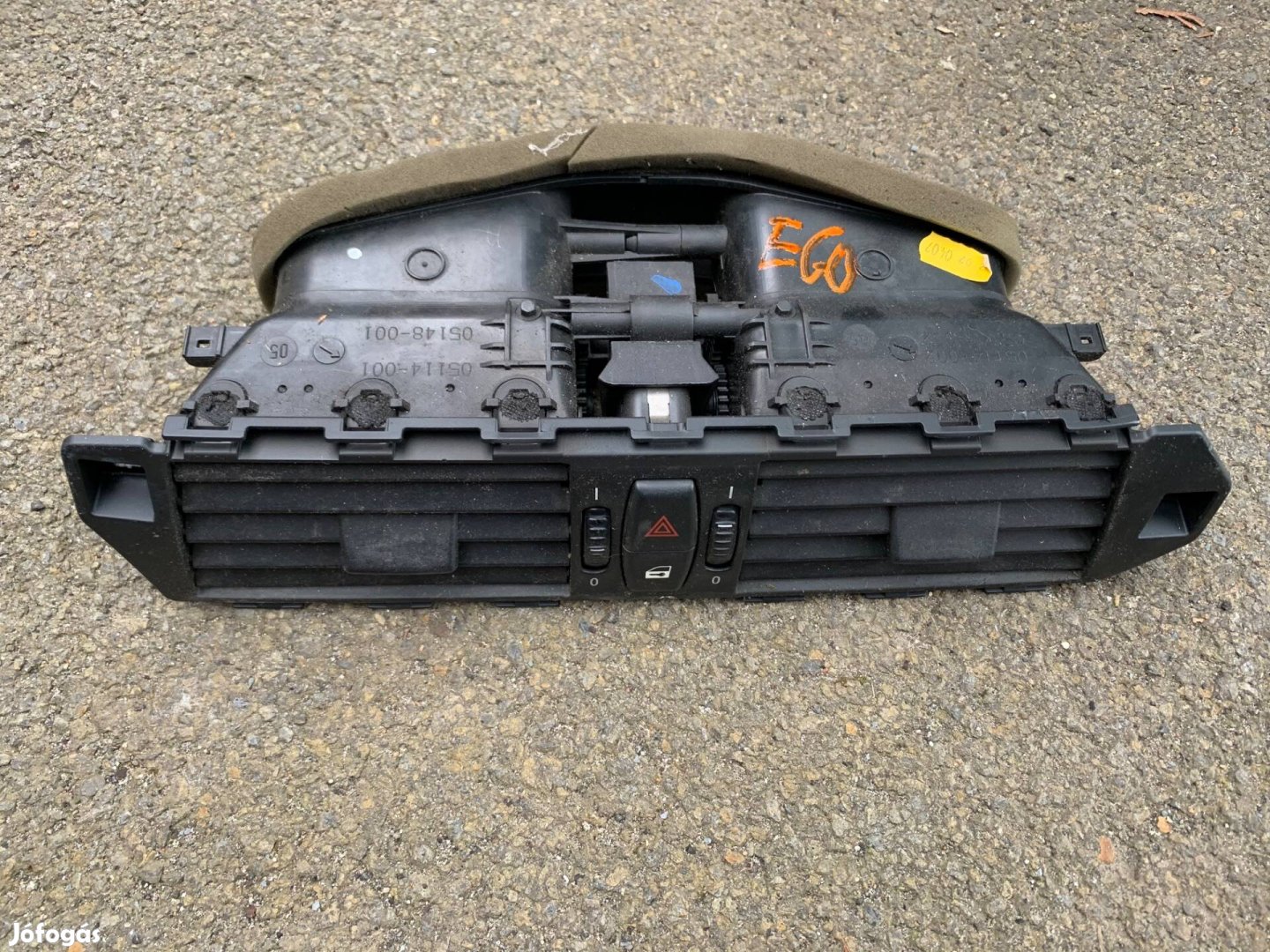 BMW E60 fűtésállító konzol
