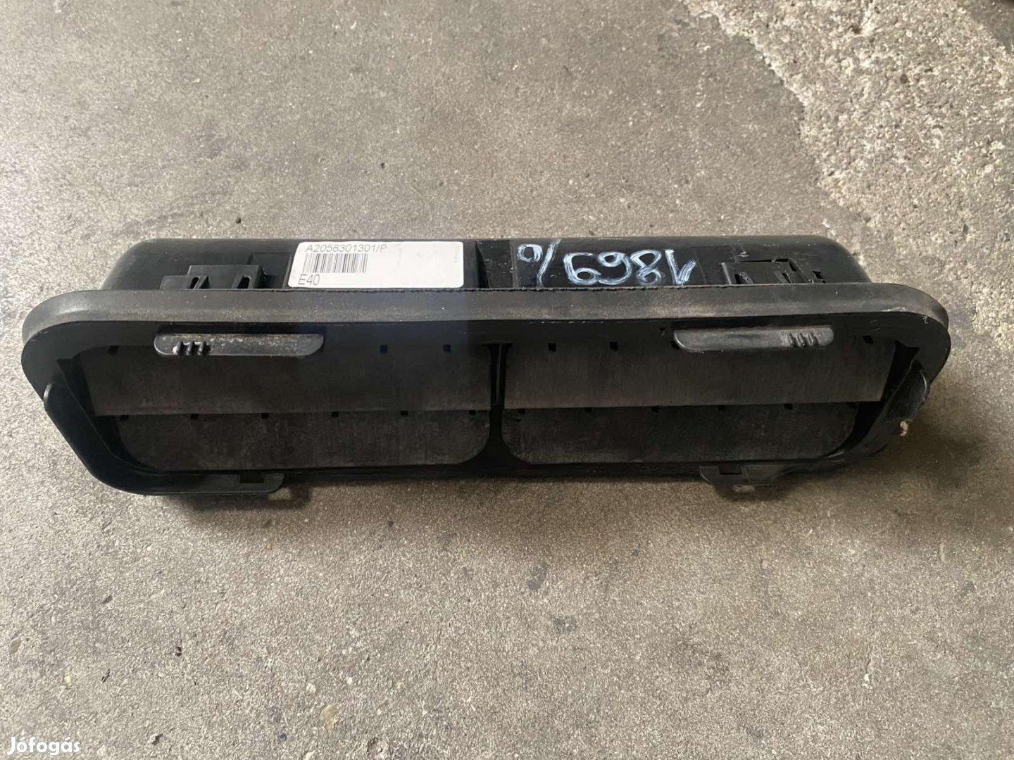 BMW E60 motorháztető tömítés, bal 51767138583 eladó