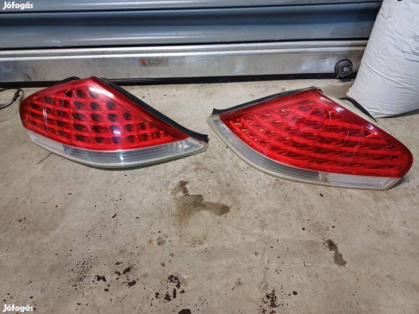 BMW E63 E64 6 Sorozat hatso lampa párban Eladó