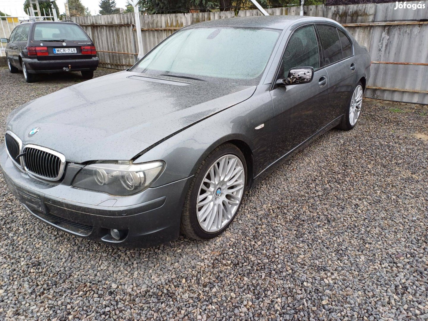 BMW E65 2008 Facelift / LCi karosszéria elemek sport bör belsö
