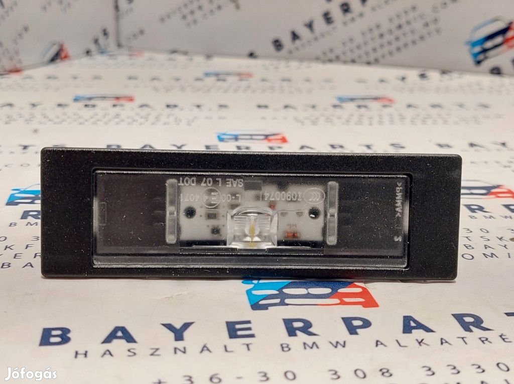 BMW E81 E87 F20 F21 F06 F12 F13 I01 E89 Z4 gyári új LED rendszám tábl