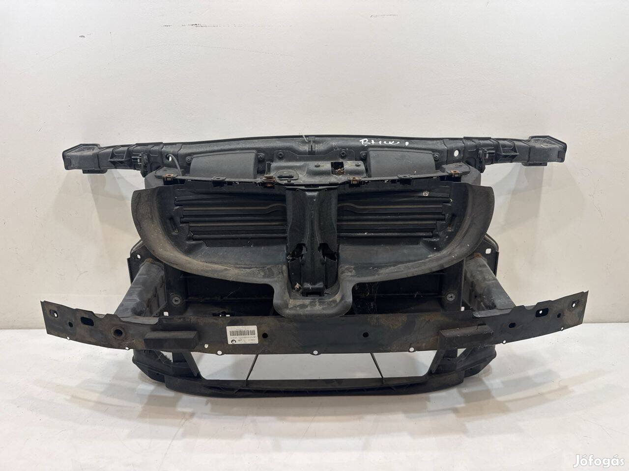 BMW E81 E87 LCI E88 E82 komplett homlokfal, keresztmerevítő,