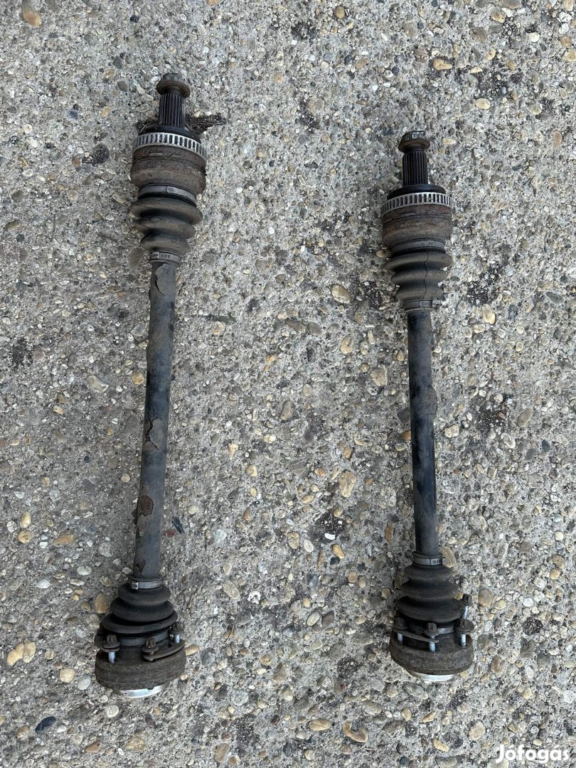 BMW E81 E87 N43 N43b16a 116i féltengely
