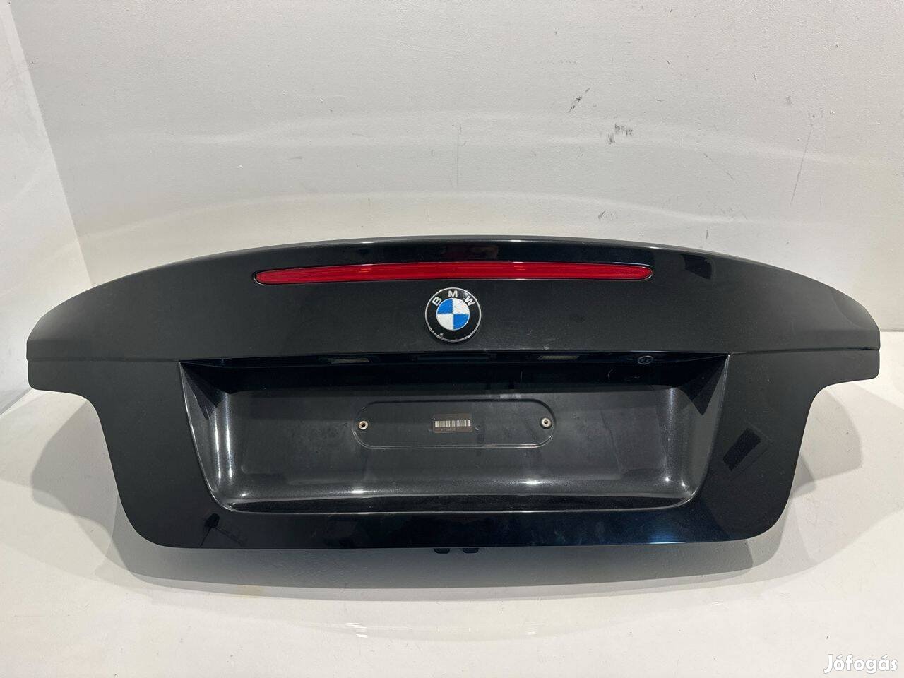 BMW E82 rozsdamentes csomagtér ajtó 41627181144