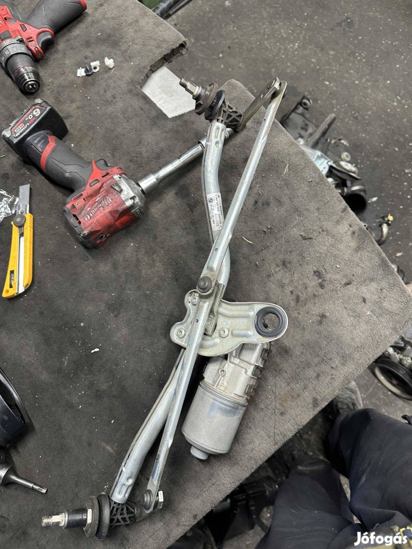 BMW E83 Ablaktörlő motor