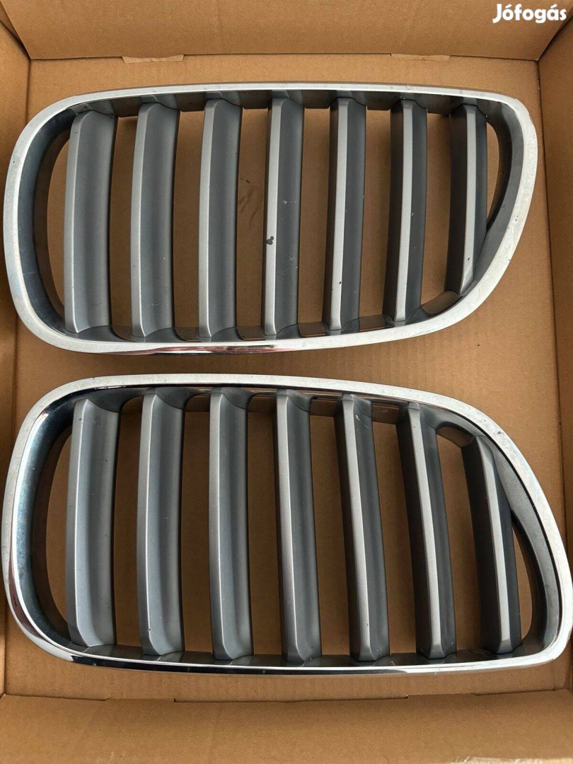 BMW E83 LCI face ( x3 ) díszrács vese hűtőrács Titán