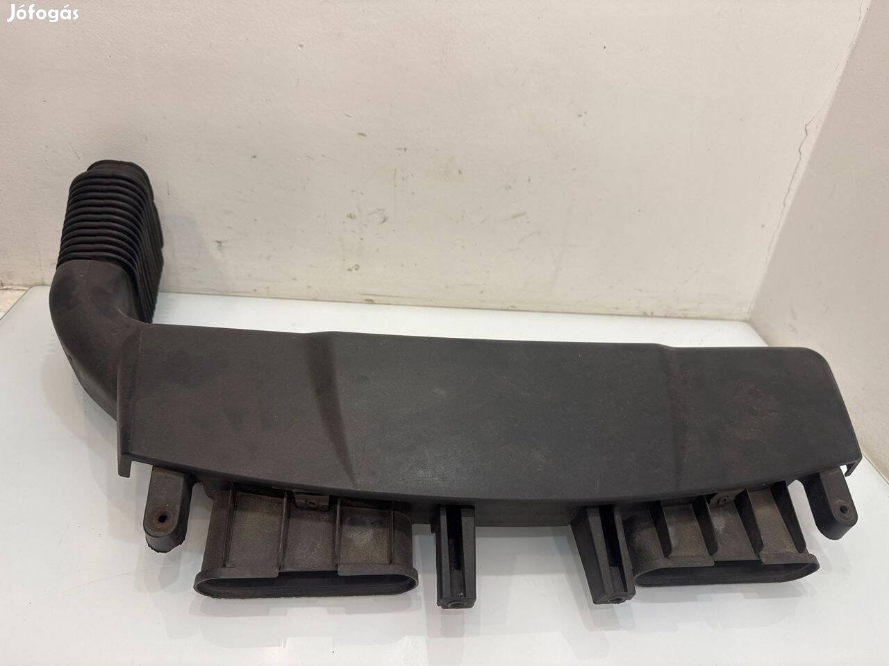 BMW E83 X3 204D4 150Le Légbeömlő Légbevezető levegő beszívó