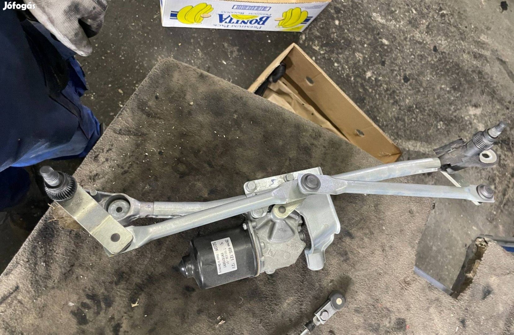 BMW E87 Ablaktörlő motor szerkezettel 7193036