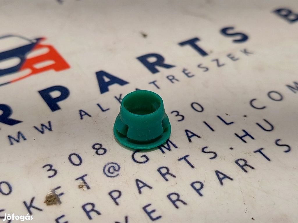 BMW E87 E30 E36 E46 E90 E28 E34 E60 E24 E32 E65 E83 X3 stb. külső küs