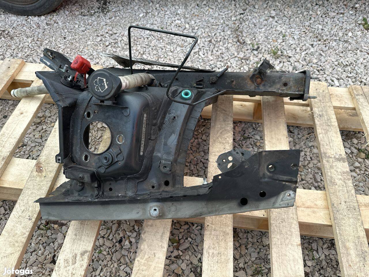 BMW E8X torony után vágott jobb első hossznyúlvány