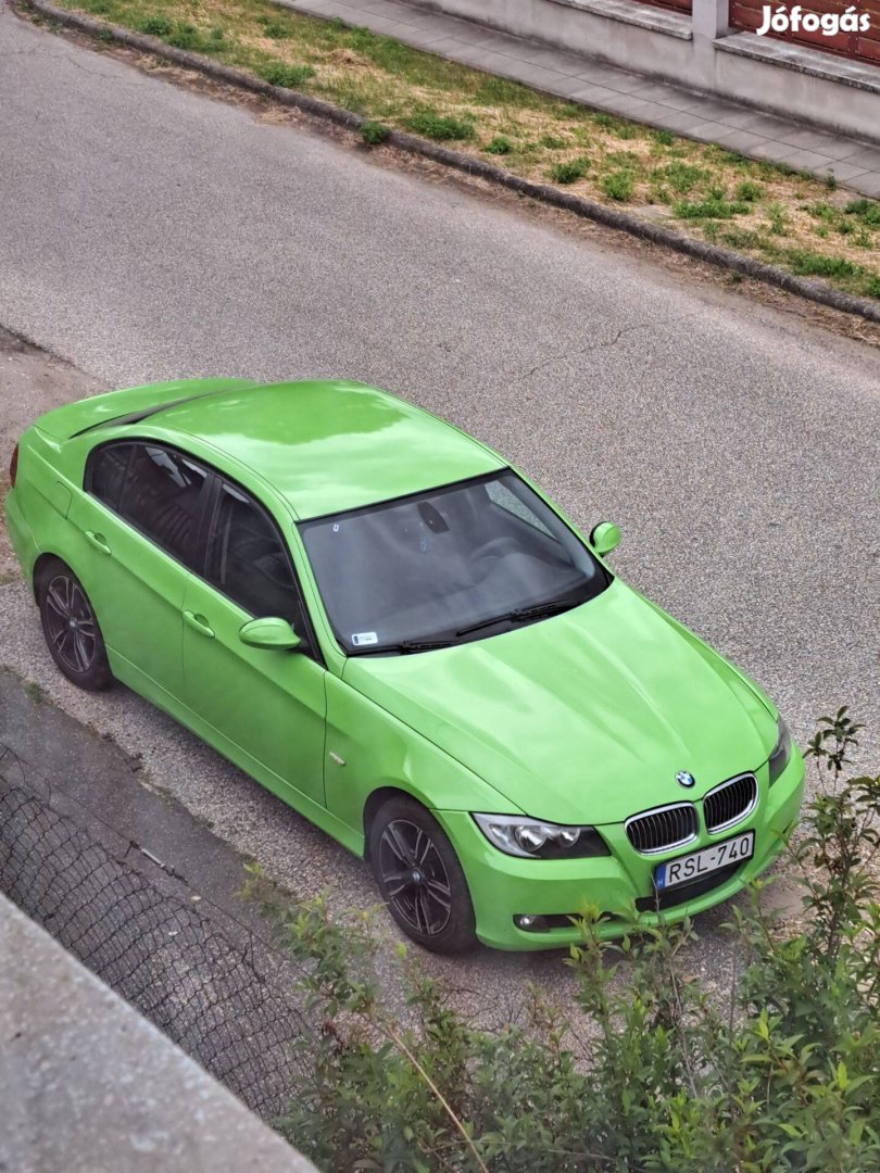 BMW E90 318i