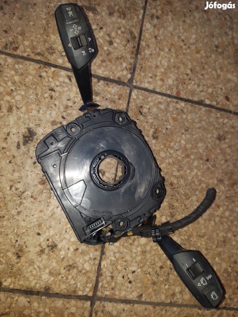 BMW E90 Bajuszkapcsoló