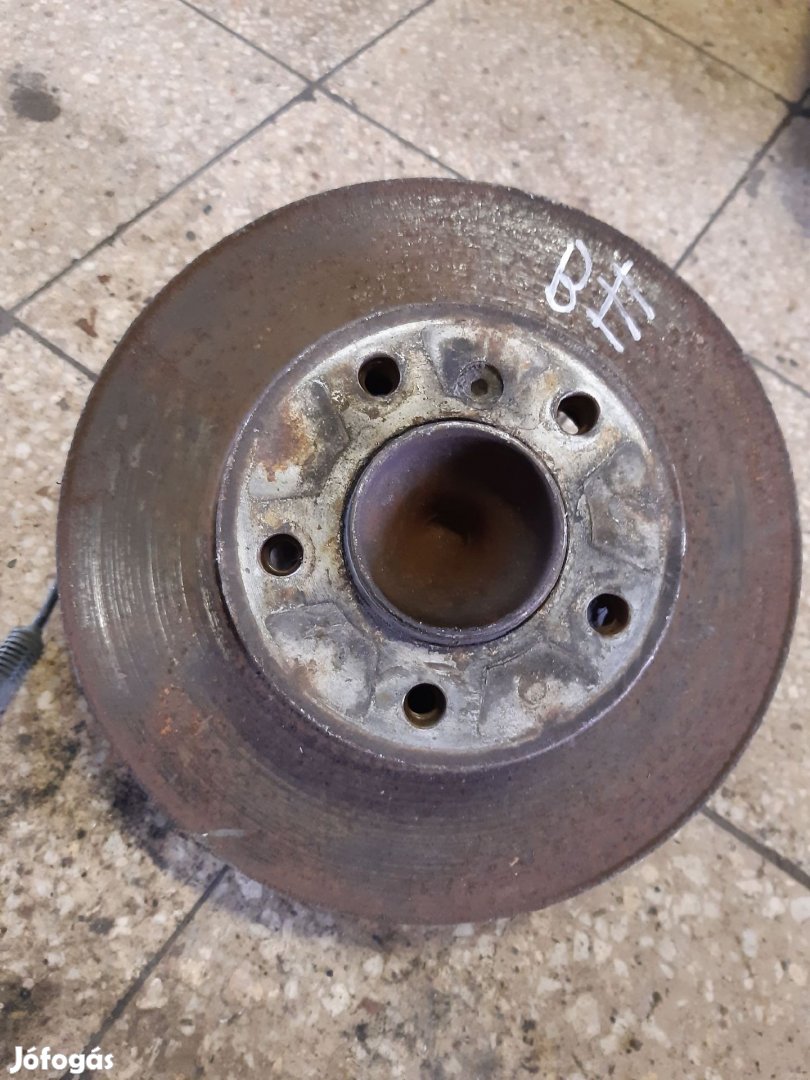 BMW E90 Bal Első Csonkállvány Kerékaggyal ABS Jeladó