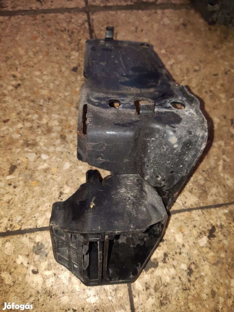 BMW E90 Bal Első Lökhárító Tartó
