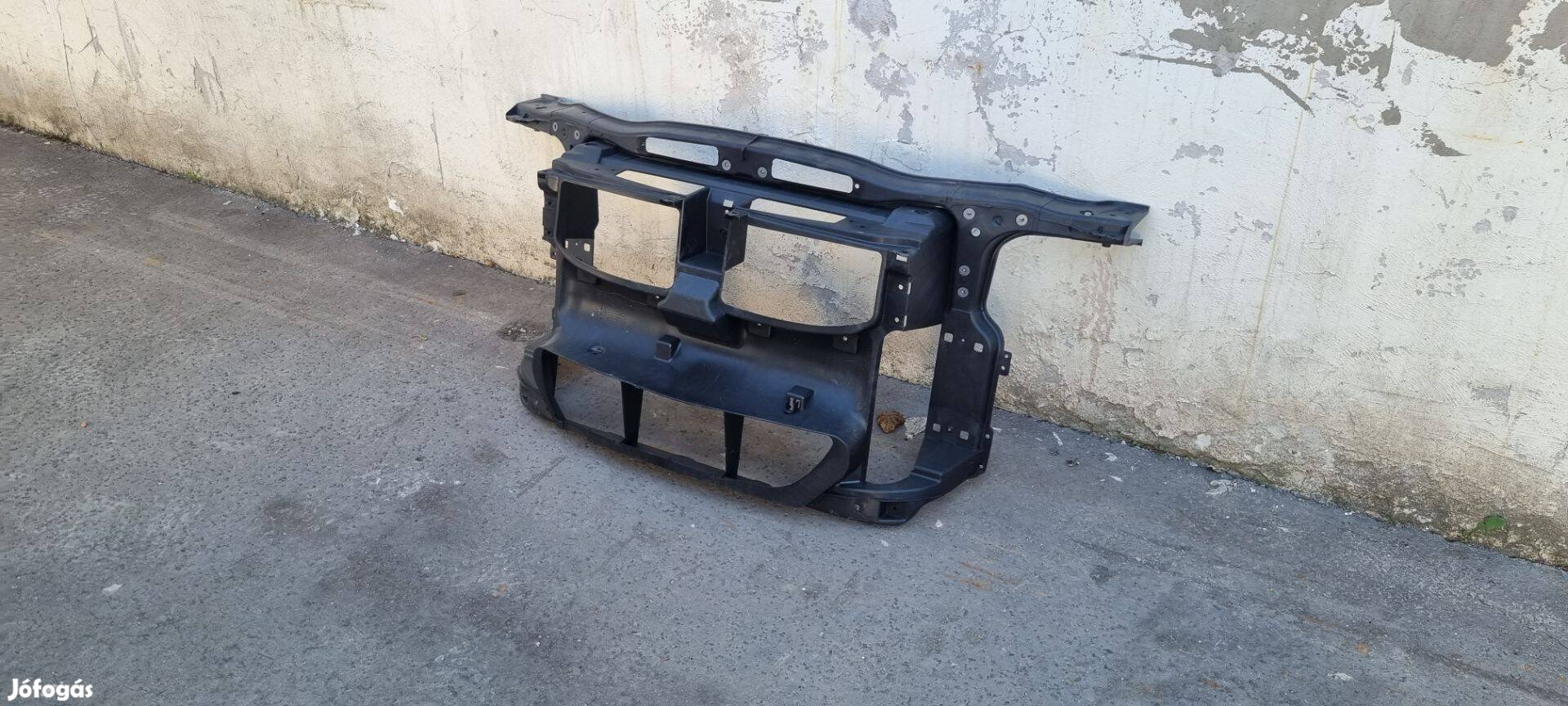 BMW E90 E91 2005- Homlokfal zárhíd új utángyártott