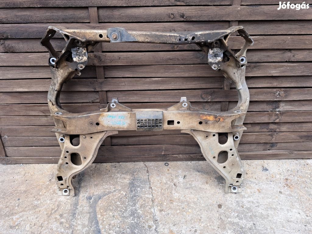 BMW E90 E91 E92 E87 X1 első bölcső keret