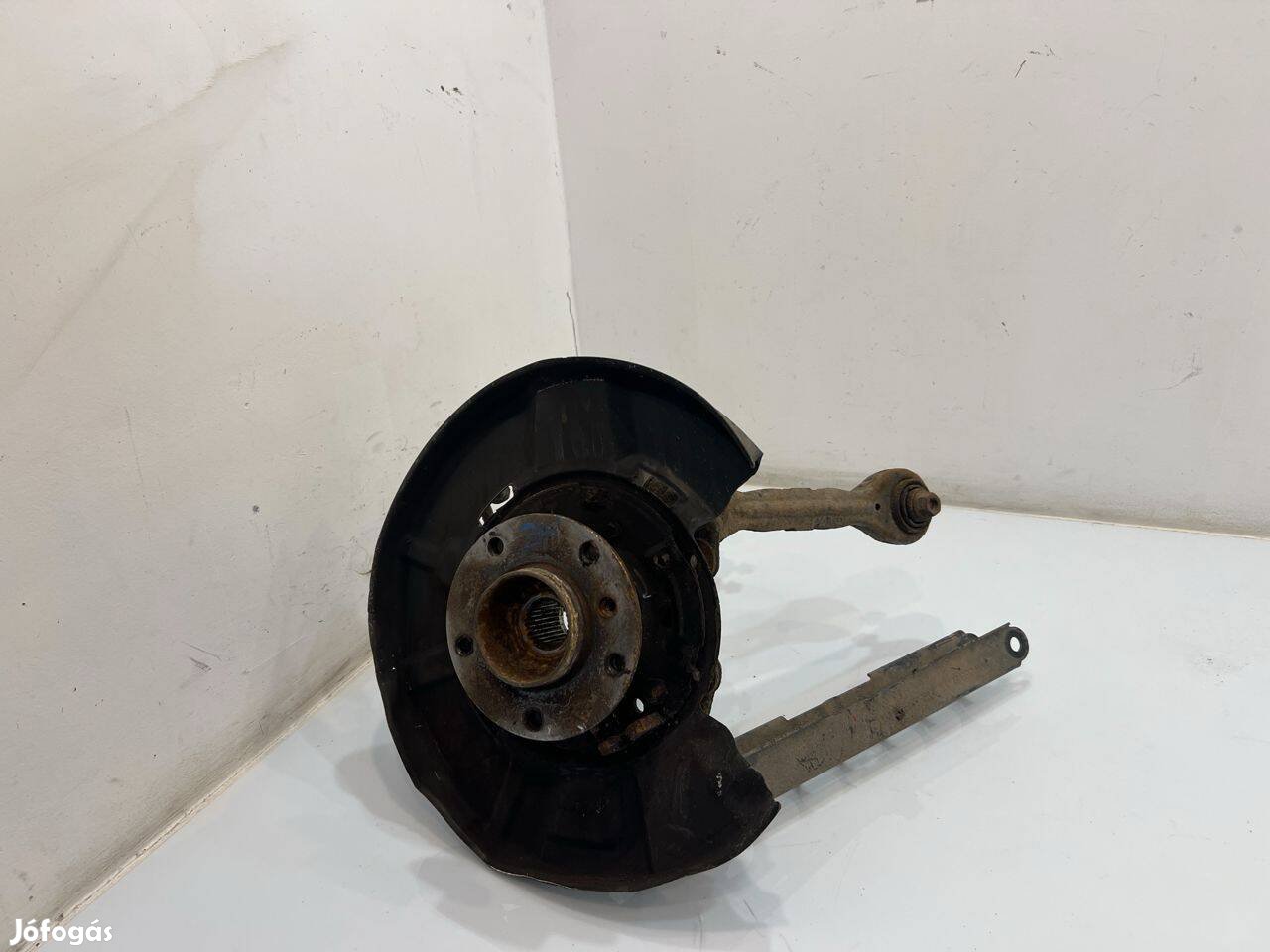 BMW E90 E91 E92 E93 330d jobb hátsó csonkállvány 33416760058