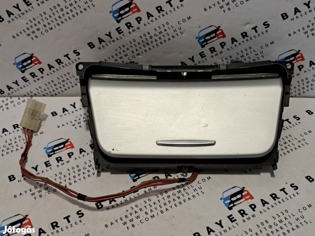 BMW E90 E91 E92 E93 E81 E82 E87 E88 középkonzol váltókeret tároló