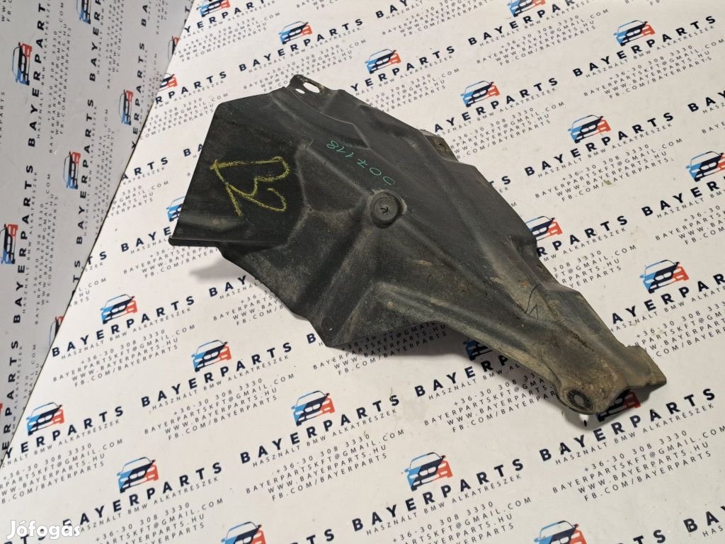 BMW E90 E91 E92 E93 X1 jobb első szemeteslapát dobbetét