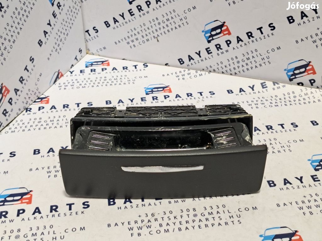 BMW E90 E91 könyöklő hátsó hamutartó tároló