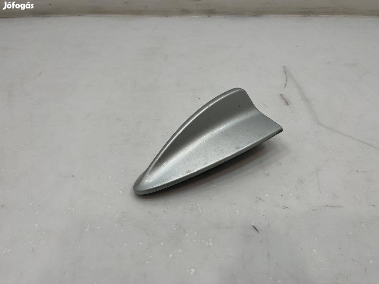 BMW E90 GPS antenna