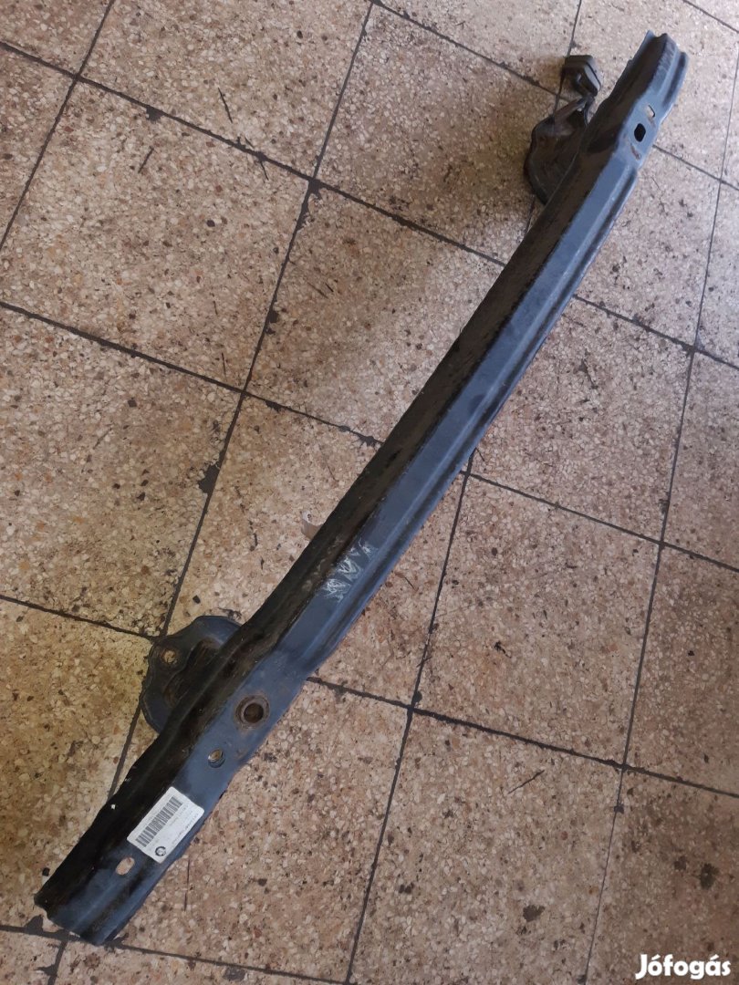 BMW E90 Hátsó Lökhárító Merevítő