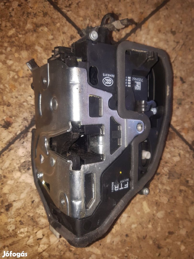 BMW E90 Jobb Első Ajtó Zárszerkezet Központizár Motor