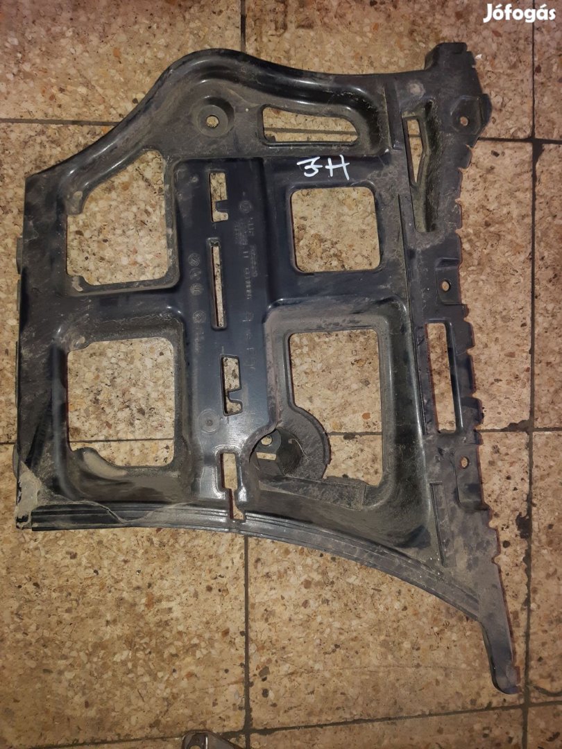 BMW E90 Jobb Hátsó Lökhárító Tartó